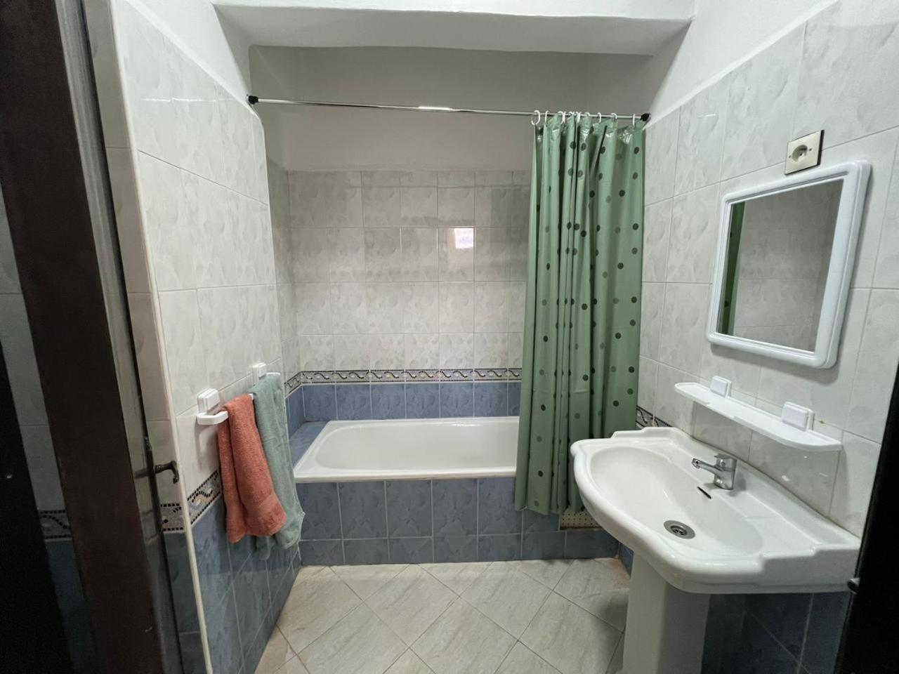 Apartment Malabata *